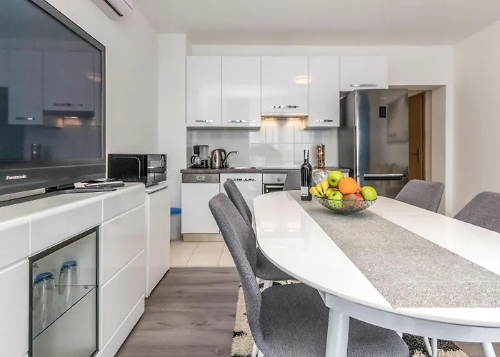 Amazing In Apartman *