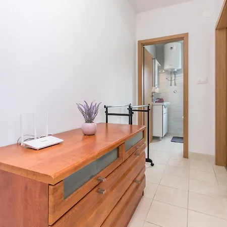 Apartmán In With Wifi